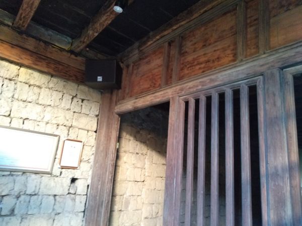 Loa Goldsound cho quán cà phê tại Đồng Văn, Hà Giang, loa được thiết kế riêng cho quán, bật lớn không tạp âm, miễn phí công lắp đặt, bảo hành dài hạn 5 năm