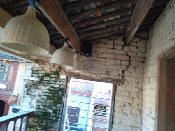 Loa Goldsound cho quán cà phê tại Đồng Văn, Hà Giang, loa được thiết kế riêng cho quán, bật lớn không tạp âm, miễn phí công lắp đặt, bảo hành dài hạn 5 năm