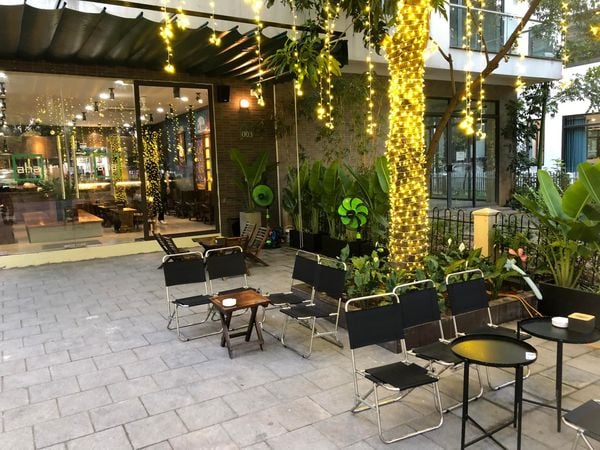 Loa cho quán AHA Cafe Ecopark, Amply 4 - 6 vùng âm lượng, loa được thiết kế riêng cho quán, bật lớn không tạp âm, miễn phí công lắp đặt, bảo hành dài hạn 5 năm.