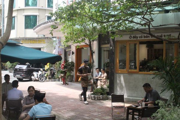 Loa Goldsound cho Tue My Cafe, Cầu Giấy, Hà Nội, amply 2 kênh 380w, bluetooth 5.0, loa V40C-40w, loa được thiết kế riêng cho quán, bật lớn không tạp âm, miễn phí công lắp đặt, bảo hành dài hạn 5 năm