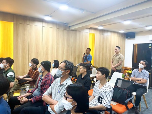 Loa Goldsound công ty CBS Thư viện vật liệu - CBS Design Salon,  P.7, Phú Nhuận, loa được thiết kế riêng cho quán, bật lớn không tạp âm, miễn phí công lắp đặt, bảo hành dài hạn 5 năm