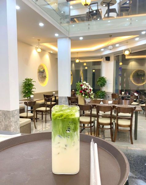 Hệ thống âm thanh quán KAN Coffee house, Amply 4 - 6 vùng âm lượng, loa được thiết kế riêng cho quán, bật lớn không tạp âm, miễn phí công lắp đặt, bảo hành dài hạn 5 năm.