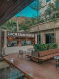 Loa Goldsound cho Lách Tách Cafe - Hạ Long, Amply 4 - 6 vùng âm lượng, loa được thiết kế riêng cho quán, bật lớn không tạp âm, miễn phí công lắp đặt, bảo hành dài hạn 5 năm.