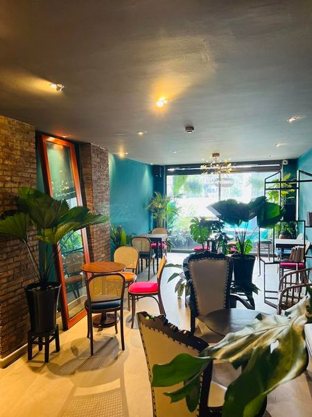 Loa Goldsound cho quán Bar tại Saigon 118, Quận 1, Amply 4 - 6 vùng âm lượng, loa được thiết kế riêng cho không gian quán, miễn phí công lắp đặt, bảo hành dài hạn 5 năm.