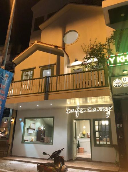 Loa Goldsound lắp đặt hệ thống âm thanh cho Cafe Camy, Amply 4 - 6 vùng âm lượng, loa được thiết kế riêng cho quán, bật lớn không tạp âm, miễn phí công lắp đặt, bảo hành dài hạn 5 năm.