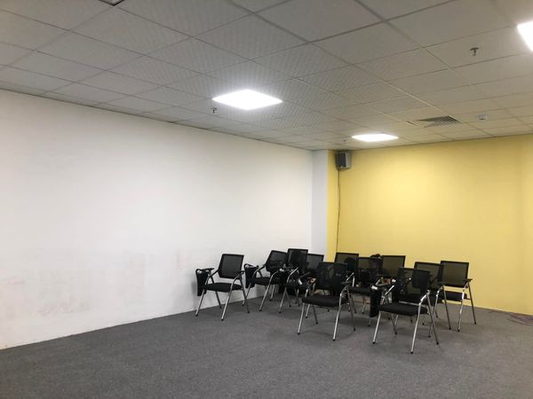 Loa Goldsound cho công ty Truyền thông HFL Media, Amply 4 - 6 vùng âm lượng, loa được thiết kế riêng cho quán, bật lớn không tạp âm, miễn phí công lắp đặt, bảo hành dài hạn 5 năm.