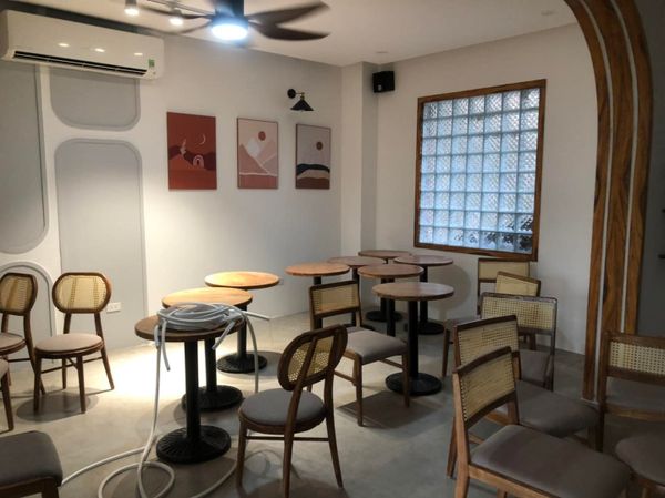 Âm thanh cafe được Goldsoud lắp đặt tại LAIKA Cafe Đặng Tiến Đông, Hà Nội