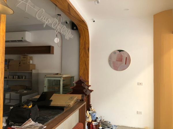 Loa Goldsound cho LAIKA Cafe Đặng Tiến Đông, Hà Nội, Amply 4 - 6 vùng âm lượng, loa được thiết kế riêng cho quán, bật lớn không tạp âm, miễn phí công lắp đặt, bảo hành dài hạn 5 năm.