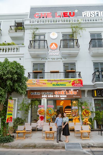 Loa cho Bánh Tráng Chế Liễu, MG2 - 08A Vincom Tây Ninh, Amply 4 - 6 vùng âm lượng, loa được thiết kế riêng cho quán, bật lớn không tạp âm, miễn phí công lắp đặt, bảo hành dài hạn 5 năm.