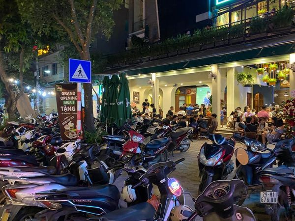 Loa Goldsound cho AHA CAFE tại Vũ Lăng, Thanh Trì, Hà Nội, Amply 4 - 6 vùng âm lượng, loa được thiết kế riêng cho quán, bật lớn không tạp âm, miễn phí công lắp đặt, bảo hành dài hạn 5 năm.