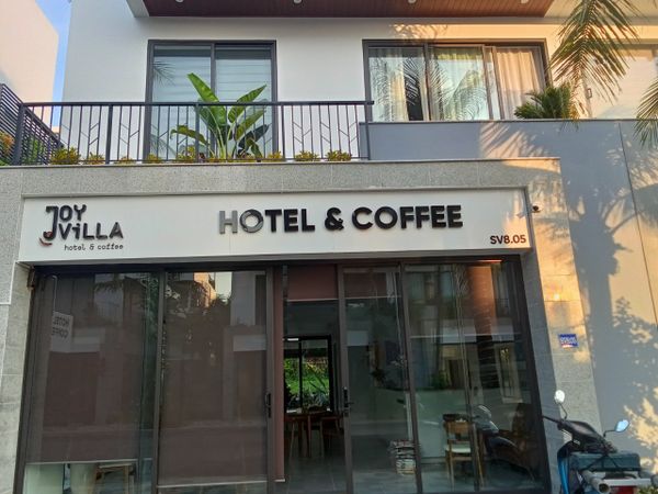 Loa cho Joy Villa hotel & coffee,  amply 2 vùng 900w, bluetooth 5.0, loa V58c-58w, loa được thiết kế riêng cho quán, bật lớn không tạp âm, miễn phí công lắp đặt, bảo hành dài hạn 5 năm.