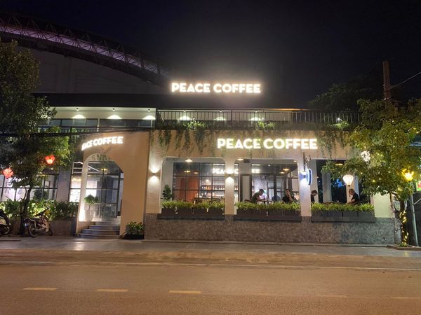 Loa cho quán coffee được Goldsound triển khai tại Peace Coffee