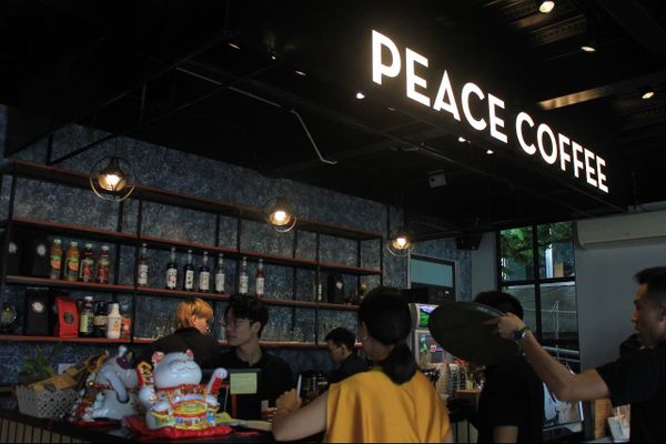 Loa cho quán coffee được Goldsound triển khai tại Peace Coffee