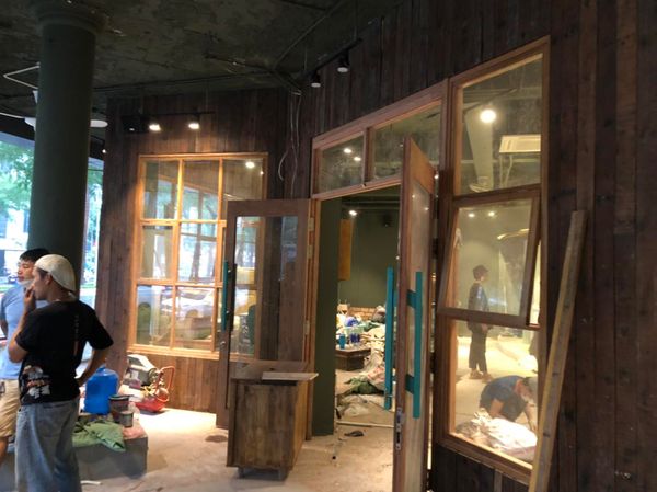 Loa Goldsound cho Phiin Cafe house, Mỹ Đình, TP Hà Nội, Amply 4 - 6 vùng âm lượng, loa được thiết kế riêng cho quán, bật lớn không tạp âm, miễn phí công lắp đặt, bảo hành dài hạn 5 năm.