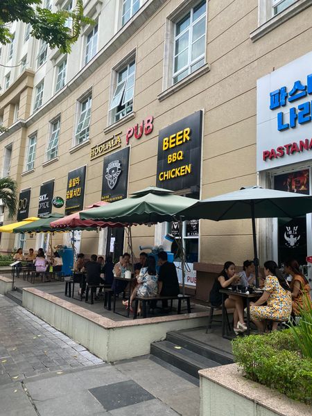 Loa Goldsound cho Hoolala chicken & Pastanara, Hà Nội, loa được thiết kế riêng cho quán, bật lớn không tạp âm, miễn phí công lắp đặt, bảo hành dài hạn 5 năm