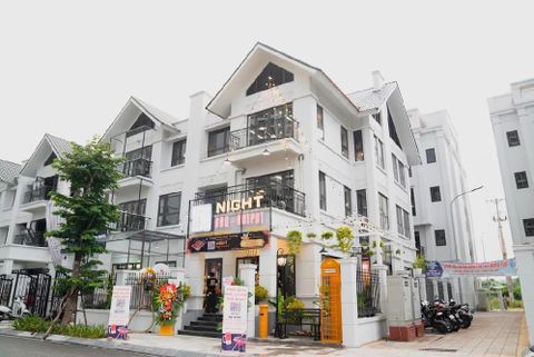 Loa Goldsound cho nhà hàng Night BBQ - Hotpot, Phương Canh, Hà Nội, Amply 4 - 6 vùng âm lượng, loa được thiết kế riêng cho quán, bật lớn không tạp âm, miễn phí công lắp đặt, bảo hành dài hạn 5 năm.