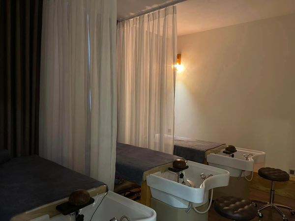 Loa Goldsound cho Yên ả Spa, Vinhome Tân Cảng, Bình Thạnh, Amply 4 - 6 vùng âm lượng, loa được thiết kế riêng cho quán, bật lớn không tạp âm, miễn phí công lắp đặt, bảo hành dài hạn 5 năm.