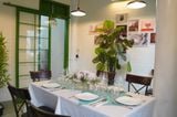 Loa Goldsound cho nhà hàng Steak Box & Bistro, Hà Nội, Amply 4 - 6 vùng âm lượng, loa được thiết kế riêng cho quán, bật lớn không tạp âm, miễn phí công lắp đặt, bảo hành dài hạn 5 năm.
