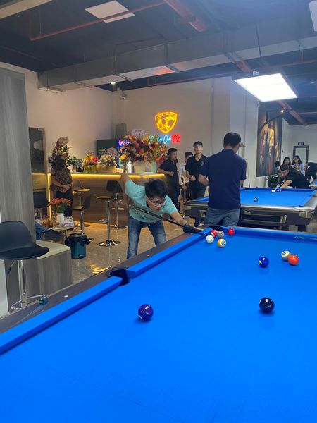 Loa cho Billiards Club 92, Amply 4 - 6 vùng âm lượng, loa được thiết kế riêng cho quán, bật lớn không tạp âm, miễn phí công lắp đặt, bảo hành dài hạn 5 năm.