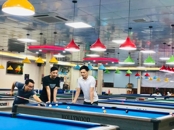 Loa cho quán bida MTV Billards Club, Amply 4 - 6 vùng âm lượng, loa được thiết kế riêng cho quán, bật lớn không tạp âm, miễn phí công lắp đặt, bảo hành dài hạn 5 năm.