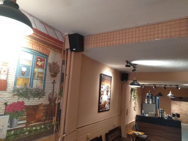 Loa Goldsound cho quán cafe tại TIME cafe, Đống Đa, Hà Nội, amply 2 kênh 380w, bluetooth 5.0, loa V40-40w, loa được thiết kế riêng cho quán, bật lớn không tạp âm, miễn phí công lắp đặt, bảo hành dài hạn 5 năm