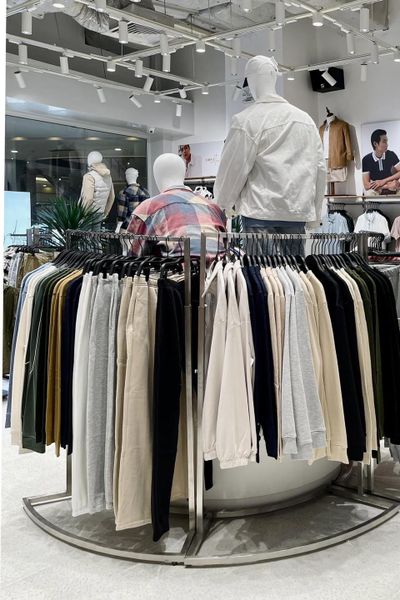 Loa Goldsound cho Routine AEON MALL Tân Phú, Hồ Chí Minh, amply 2 kênh 1200w, bluetooth 5.0, loa V130 - 130w, loa được thiết kế riêng cho quán, bật lớn không tạp âm, miễn phí công lắp đặt, bảo hành dài hạn 5 năm
