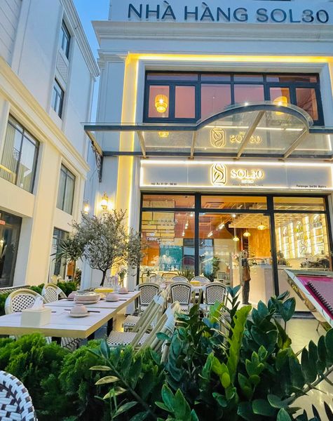 Loa Goldsound nhà hàng cho Sol30 Bistro (Cafe & Restaurant), Vincom Ocean Park, Hải Âu 01, Amply 4 - 6 vùng âm lượng, loa được thiết kế riêng cho quán, bật lớn không tạp âm, miễn phí công lắp đặt, bảo hành dài hạn 5 năm.