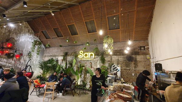 Loa Goldsound cho San Tea & Coffee, Đống Đa, Hà Nội,  Amply 4 - 6 vùng âm lượng, loa được thiết kế riêng cho không gian quán, miễn phí công lắp đặt, bảo hành dài hạn 5 năm.