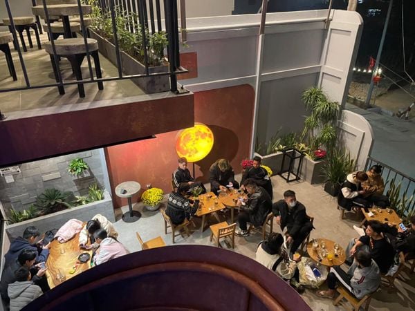 Loa cafe Goldsound triển khai âm thanh cho RU CA Coffee, Hà Nội