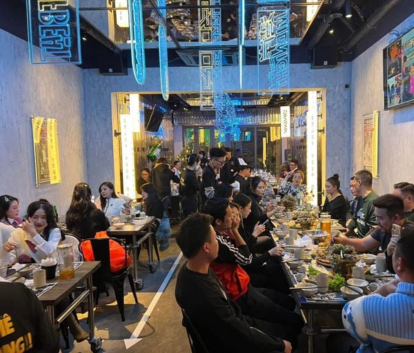 Loa Goldsound cho nhà hàng Sảng Quán, Đống Đa, Hà Nội, loa được thiết kế riêng cho quán, bật lớn không tạp âm, miễn phí công lắp đặt, bảo hành dài hạn 5 năm