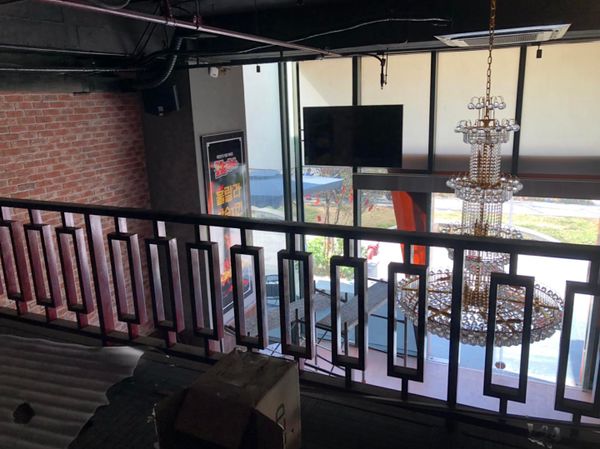 Loa Goldsound cho Hoolala chicken & Pastanara, Hà Nội, loa được thiết kế riêng cho quán, bật lớn không tạp âm, miễn phí công lắp đặt, bảo hành dài hạn 5 năm