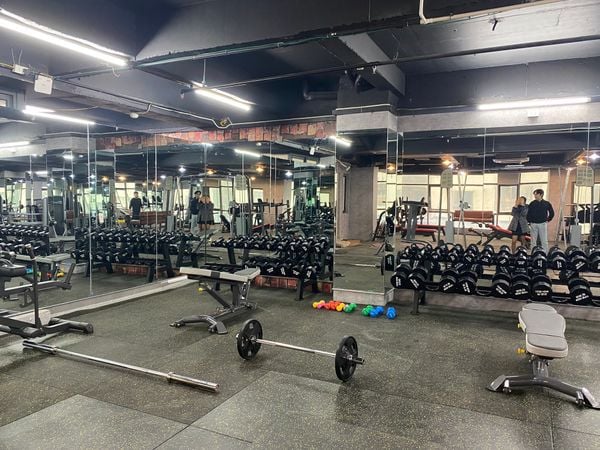 Loa cho Goldsound GOFIT Fitness - Chung Cư HH2A Linh Đàm, amply 2 kênh 1200w, bluetooth 5.0, loa V130-130w, loa được thiết kế riêng cho quán, bật lớn không tạp âm, miễn phí công lắp đặt, bảo hành dài hạn 5 năm