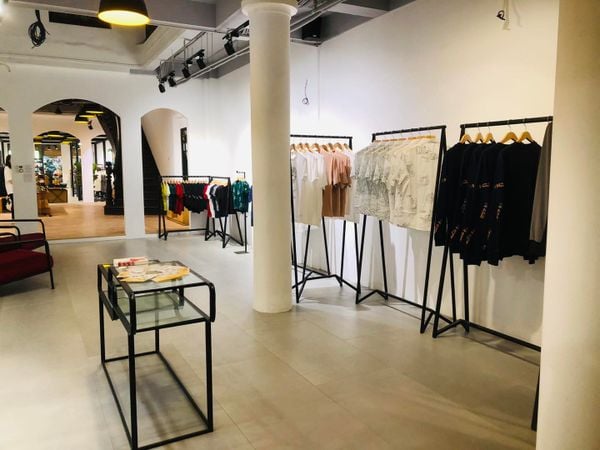 Loa Goldsound cho Ginkgo T-shirts, Hoàn kiếm, TP Hà Nội, Amply 4 - 6 vùng âm lượng, loa được thiết kế riêng cho không gian quán, miễn phí công lắp đặt, bảo hành dài hạn 5 năm.