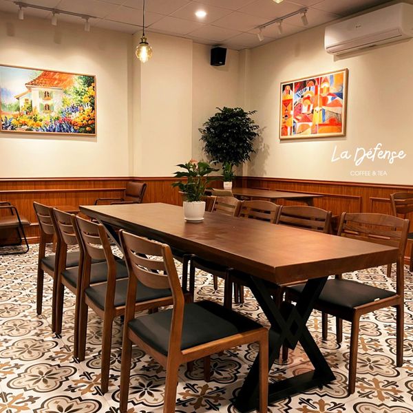 Loa Goldsound cho quán Café La Défense, Hà Đông, Hà Nội, Amply 4 - 6 vùng âm lượng, loa được thiết kế riêng cho quán, bật lớn không tạp âm, miễn phí công lắp đặt, bảo hành dài hạn 5 năm.