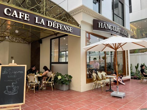 Hệ thống âm thanh cho quán Café La Défense