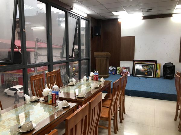 Loa Goldsound cho Nhà Hàng Hương Duyên Chung Cư Lideco, Hạ Long, Amply 4 - 6 vùng âm lượng, loa được thiết kế riêng cho quán, bật lớn không tạp âm, miễn phí công lắp đặt, bảo hành dài hạn 5 năm.