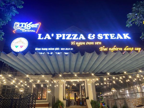 Hệ thống âm thanh cho Nhà hàng LA’PIZZA&STEAK, Amply 4 - 6 vùng âm lượng, loa được thiết kế riêng cho quán, bật lớn không tạp âm, miễn phí công lắp đặt, bảo hành dài hạn 5 năm.