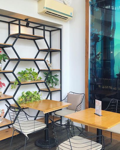 Loa Goldsound cho Dolphy Café Nam Quang, Q7, loa được thiết kế riêng cho quán, bật lớn không tạp âm, miễn phí công lắp đặt, bảo hành dài hạn 5 năm.