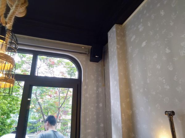 Loa Goldsound cho quán cafe tại Trần Đại Nghĩa, Amply 4 - 6 vùng âm lượng, loa được thiết kế riêng cho quán, bật lớn không tạp âm, miễn phí công lắp đặt, bảo hành dài hạn 5 năm