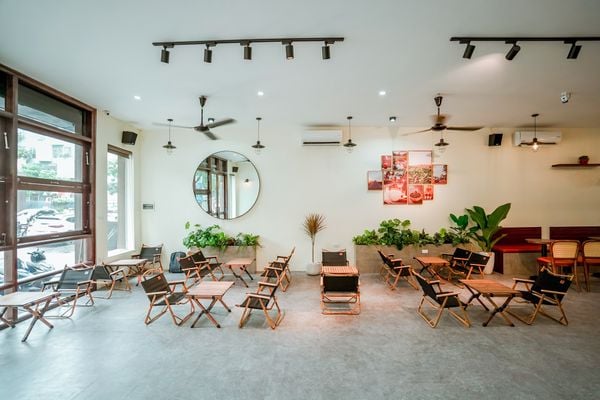 Loa Goldsound cho quán Lofi cơ sở 3 – 72 Khúc Thừa Dụ, Amply 4 - 6 vùng âm lượng, loa được thiết kế riêng cho quán, bật lớn không tạp âm, miễn phí công lắp đặt, bảo hành dài hạn 5 năm