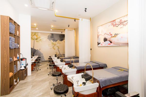 Loa spa cho Sắc Nhuận Khang, Q.Hà Đông, loa được thiết kế riêng cho quán, bật lớn không tạp âm, miễn phí công lắp đặt, bảo hành dài hạn 5 năm