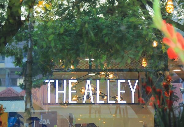 Loa cafe, Loa nhà hàng: Loa Goldsound được lắp đặt cho quán trà sữa The ALLEY Việt Nam ở đường Hai Bà Trưng, Quận 3., HCM.