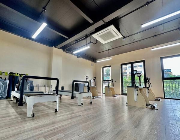 Loa Goldsound cho FourT Pilates The Terra An Hưng, Hà Đông, Hà Nội, amply 2 kênh 380w, bluetooth 5.0, loa V40c- 40w, loa được thiết kế riêng cho quán, bật lớn không tạp âm, miễn phí công lắp đặt, bảo hành dài hạn 5 năm