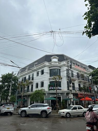 Loa thông báo, phát nhạc nền tự động cho Aha Cafe Vincom Sơn La, Amply 4 - 6 vùng âm lượng, loa được thiết kế riêng cho quán, bật lớn không tạp âm, miễn phí công lắp đặt, bảo hành dài hạn 5 năm.