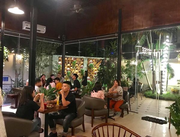 Loa cafe, Loa nhà hàng: Loa Goldsound được lắp đặt tại quán May Coffee, Phố Ngọc Thụy, Long Biên, HN.