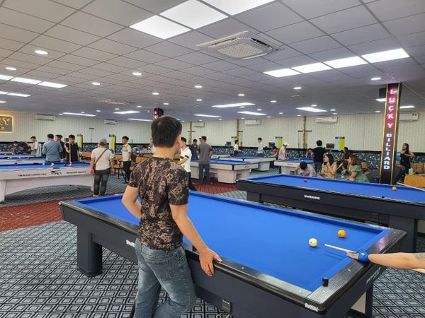Loa cho quán bida Lucky Billiards, TP. Thủ Đức, HCM, loa được thiết kế riêng cho quán, bật lớn không tạp âm, miễn phí công lắp đặt, bảo hành dài hạn 5 năm