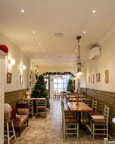 Loa âm trần cho Camy Cafe & Camy Concept, loa được thiết kế riêng cho quán, bật lớn không tạp âm, miễn phí công lắp đặt, bảo hành dài hạn 5 năm