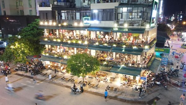 Loa Goldsound cho Aha Cafe Sầm Sơn, amply 2 kênh Goldsound, bluetooth 5.0, loa V40C - 40w, loa được thiết kế riêng cho quán, bật lớn không tạp âm, miễn phí công lắp đặt, bảo hành dài hạn 5 năm
