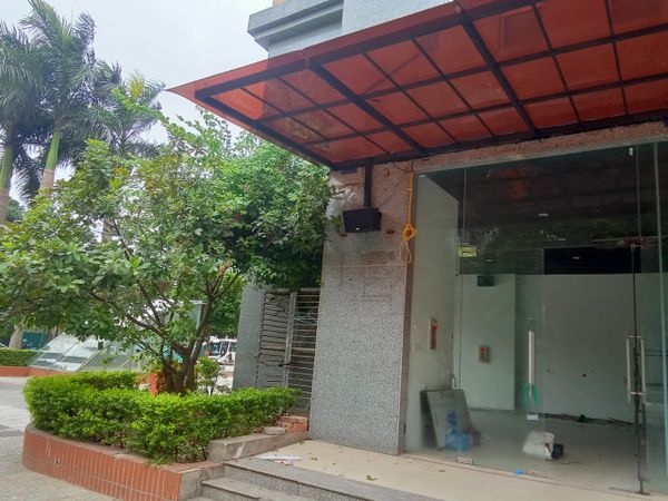 Loa cho V Coffee Tea, Nam Từ Liêm, Hà Nội, loa được thiết kế riêng cho quán, bật lớn không tạp âm, miễn phí công lắp đặt, bảo hành dài hạn 5 năm