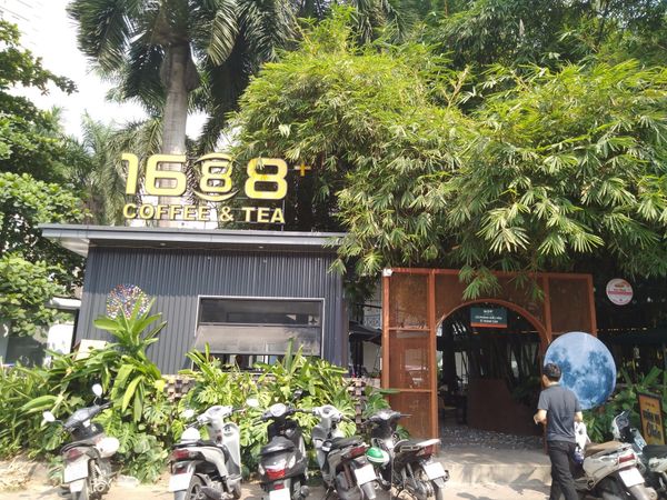 Loa Goldsound cho 1688+ Coffee & Tea | Hà Nội, loa được thiết kế riêng cho quán, bật lớn không tạp âm, miễn phí công lắp đặt, bảo hành dài hạn 5 năm